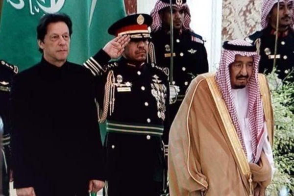 «عمران خان» با پادشاه عربستان دیدار کرد