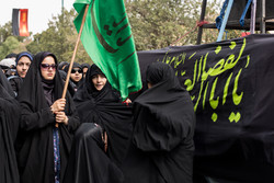 قزوین غرق در ماتم عاشورا؛ خروش حسینی در کوچه‌ها و خیابان‌ها