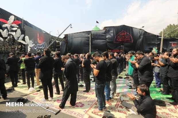 عزادرای روز عاشورای حسینی در امامزاده علی‌اکبر چیذر