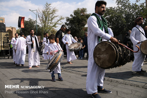 مراسم عزاداری روز عاشورا در قزوین