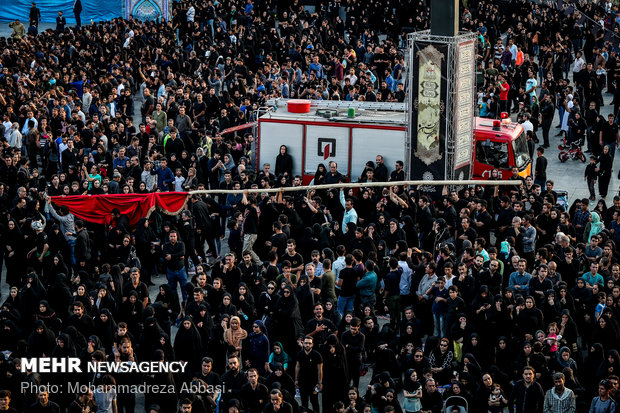 Tent-burning ceremony on Ashura day in Imam Hussein (AS) Sq. in Tehran 