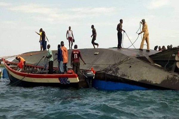 واژگونی کشتی در تانزانیا با ۴۰ کشته و ۲۵۰ مفقود
