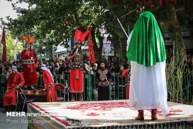 اجرای تعزیه در میدان مریانج همدان