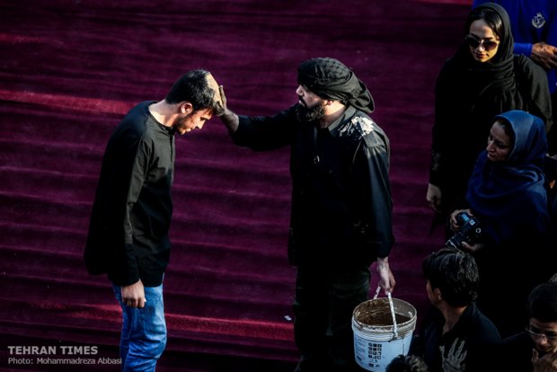 Millions of Iranians mark Ashura Day