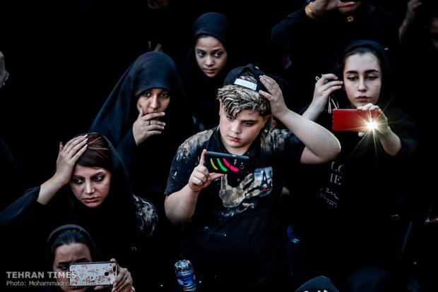 Millions of Iranians mark Ashura Day