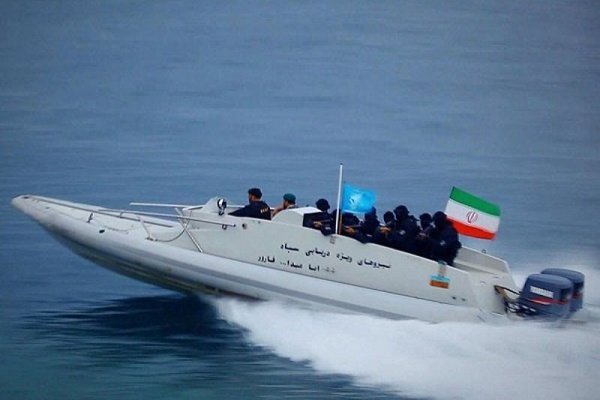 600 military vessels to be showcased in Armed Forces parade tomorrow in Bandar Abbas