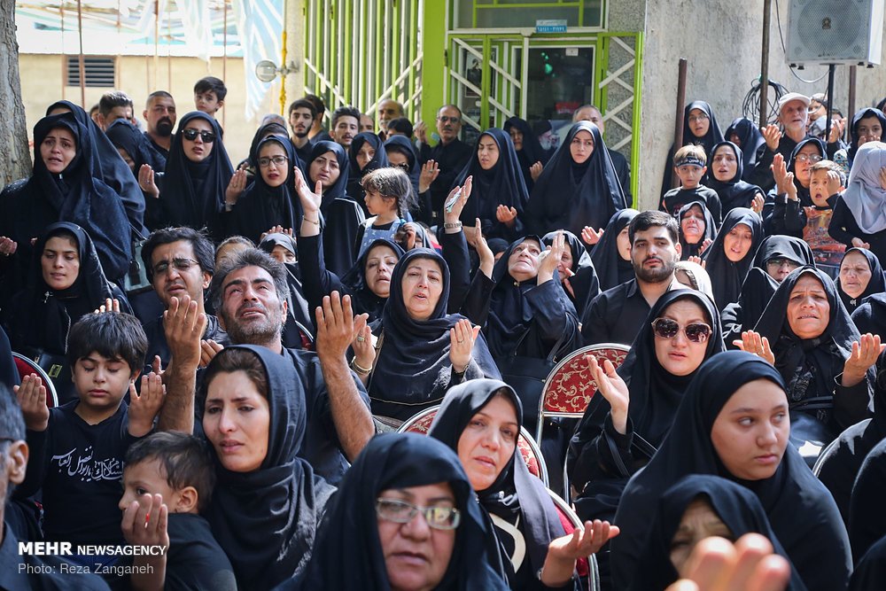 خبرگزاری مهر | اخبار ایران و جهان | Mehr News Agency - اجرای تعزیه در میدان  مریانج همدان