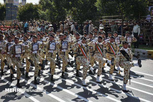رژه 31 شهریور نیروهای مسلح در شیراز