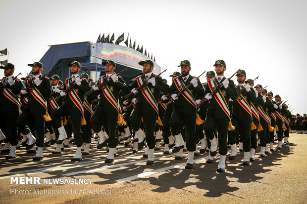 Massive military parade in Tehran