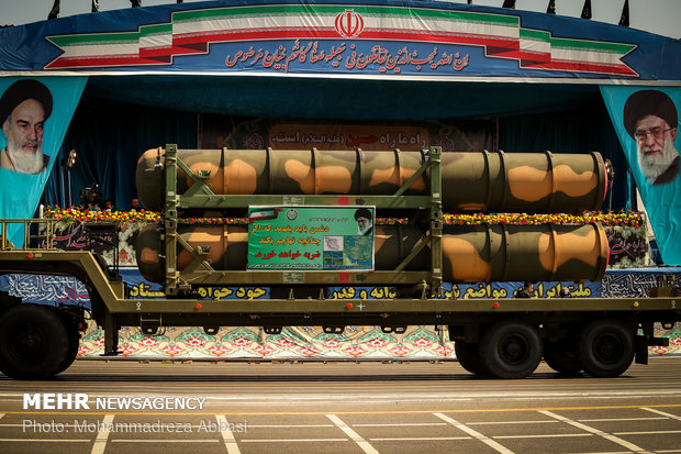 Massive military parade in Tehran