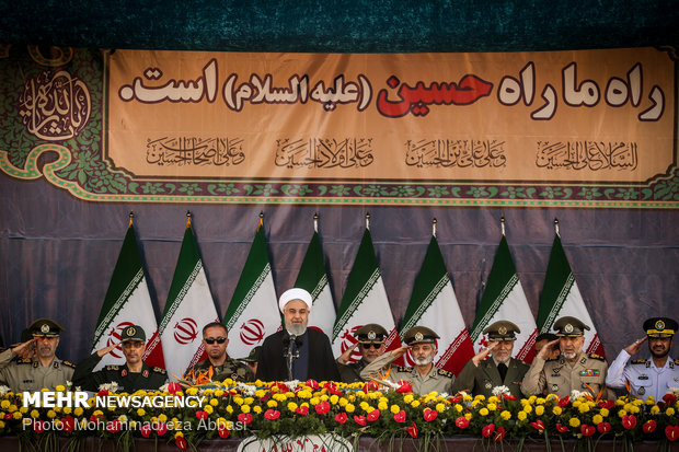 Massive military parade in Tehran