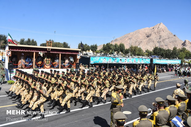 ایران کے مختلف صوبوں میں فوجی پریڈ کی تقریبات(2)