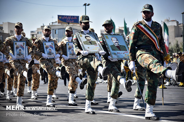 رژه ۳۱ شهریور نیروهای مسلح در مشهد