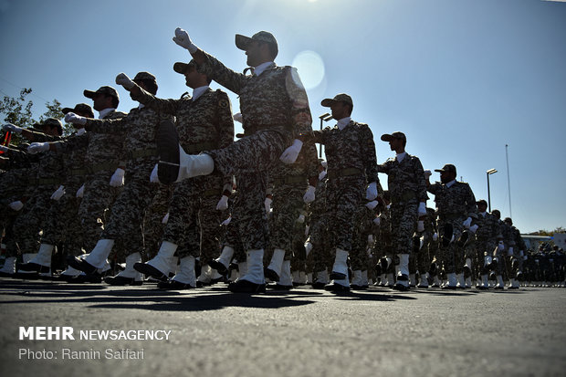 رژه ۳۱ شهریور نیروهای مسلح در مشهد