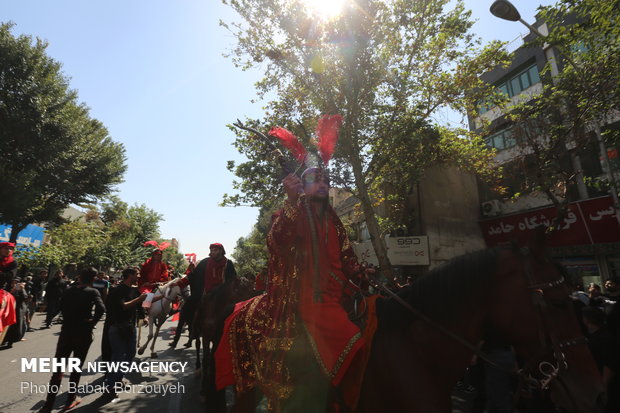 عزاداری روز دوازدهم ماه محرم در محله سرچشمه تهران