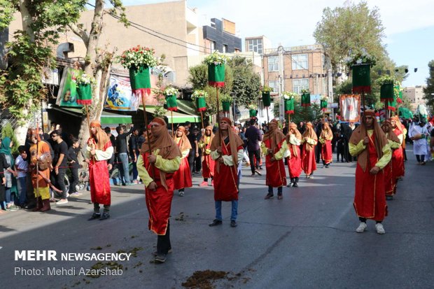 کاروان نمادین اسرای کربلا در ورامین