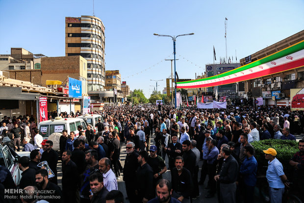 Ahvaz holds funeral for 24 martyrs of terror attack