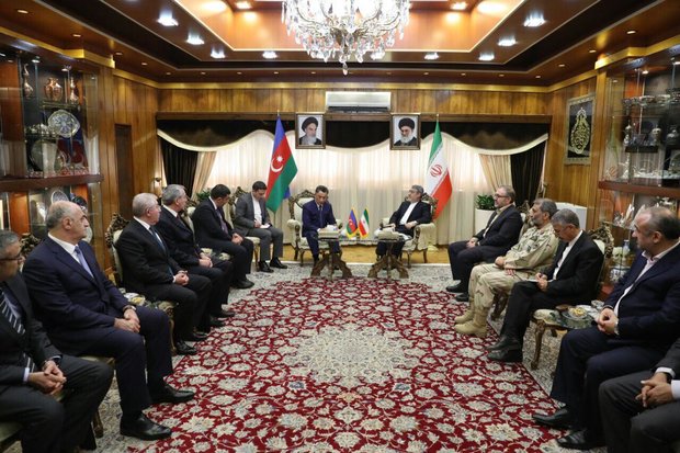 İran İçişleri Bakanı Azerbaycanlı mevkidaşı ile görüştü
