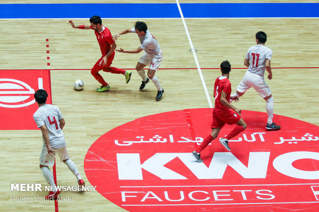 Iran vs Japan futsal match in intl. tournament