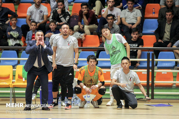 Iran vs Japan futsal match in intl. tournament