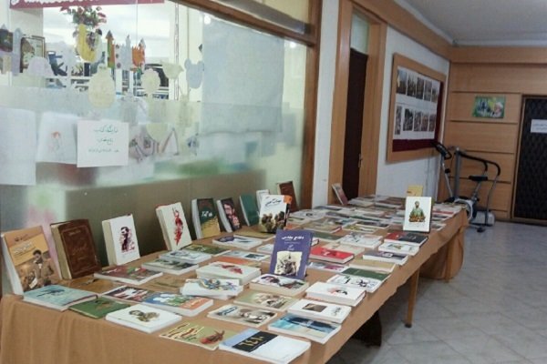 نمایشگاه کتاب و عکس «جاودانه ها» در شفت برپا شد