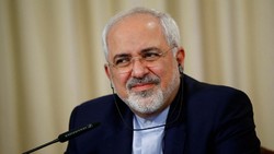 Zarif attends Qatar-International Crisis Group forum