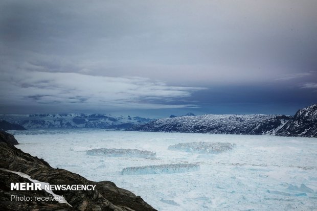 تاثیر گرم شدن زمین بر یخ های قطبی‎