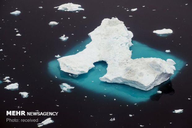 تاثیر گرم شدن زمین بر یخ های قطبی‎