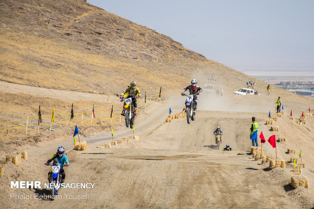 Iran’s largest motorcross piste opens in Arak 