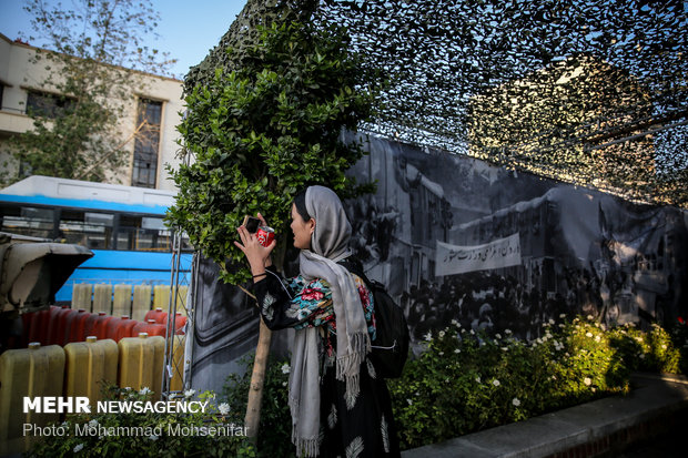 Sacred Defense exhibition in Tehran