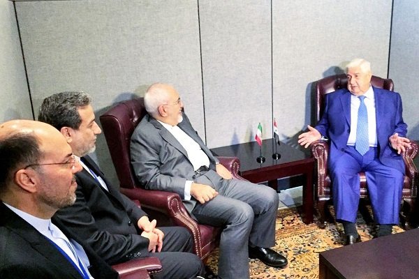 ظريف يبحث مع نظيره السوري الأزمة السورية وقضايا المنطقة