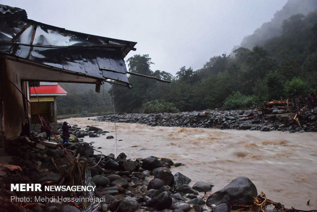 خسارات بارش شدید باران و طغیان رودخانه ها در شهرستان تالش