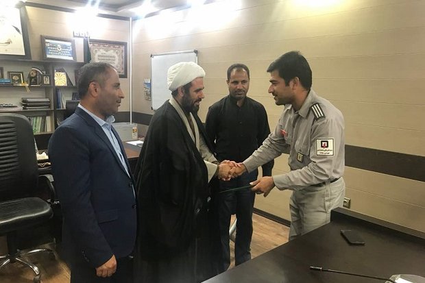 آتش‌نشانان چغادک تجلیل شدند