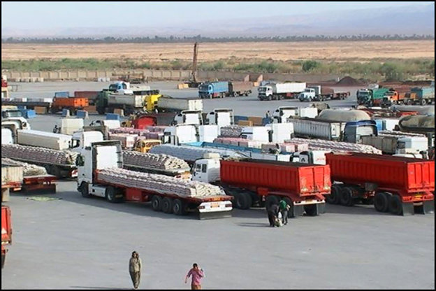 حمل ۳۳۰ هزار تن کالای اساسی به استان اردبیل