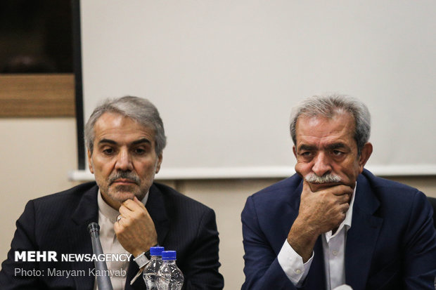 نشست فعالان اقتصادی با رئیس سازمان برنامه و بودجه
