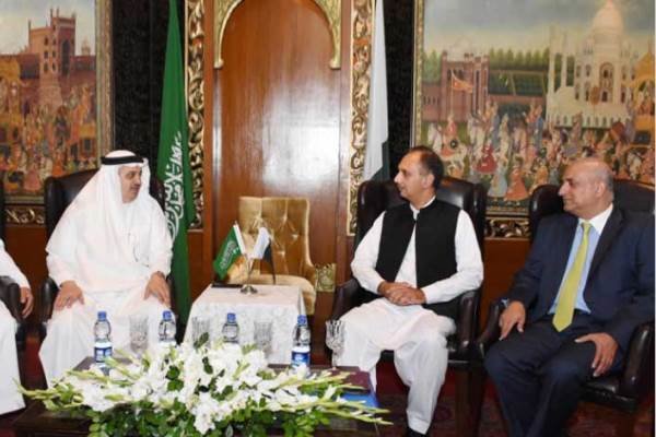 ابراز تمایل عربستان برای سرمایه گذاری در بخش انرژی پاکستان