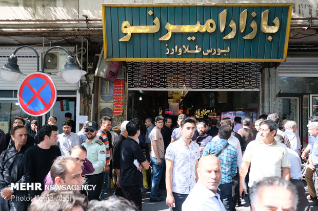 تزلزل ارز در بازار تبریز