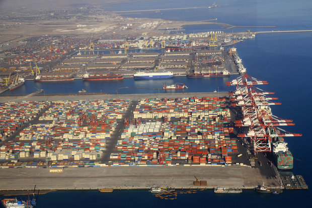 Iranian ports load/unload 74mn tons of goods in H1