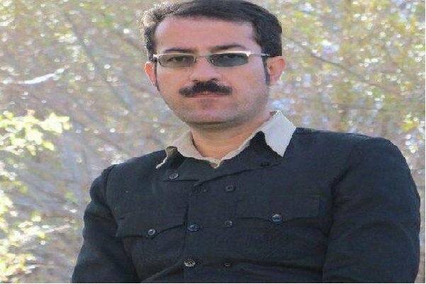 نەنووسین بە زاراوەکان خەیانەت لە زمانی کوردیە