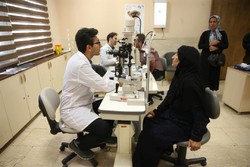 درمان بیماری های چشم در غرب کشور/جلوگیری از سفر بیماران به تهران