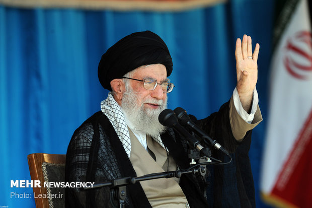Leader attends a large gathering of Iran’s Basij volunteer forces 