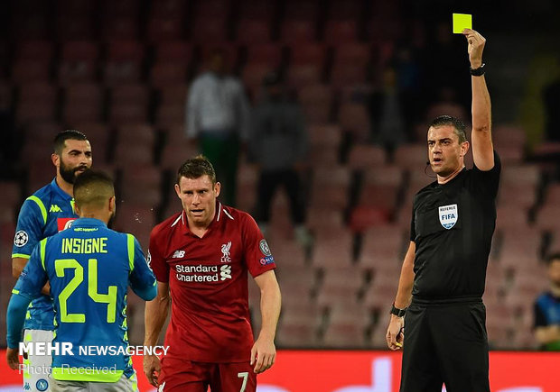 دیدار تیم های ناپولی و لیورپول