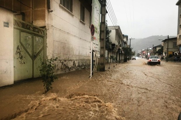 İran'da şiddetli yağmur etkili oldu İran'da şiddetli yağmur etkili oldu