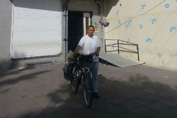 سفر به ۷۰ کشور با دوچرخه/مرور خاطرات جهانگرد ۵۹ ساله ایرانی