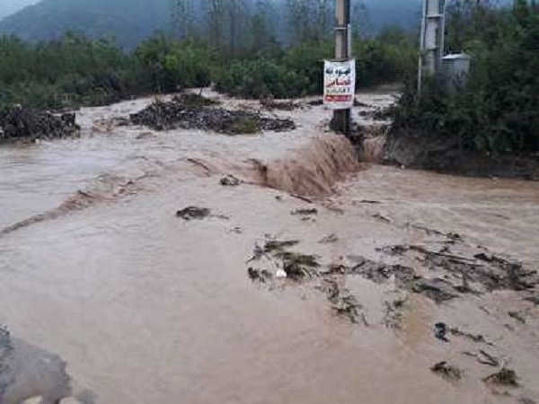 راه ارتباطی دهها روستا در کهگیلویه و بویراحمد قطع شده است