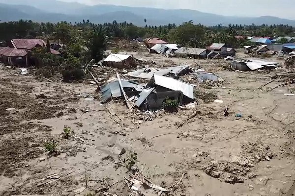 VIDEO: Drone footage shows mud-flooded areas in Indonesia