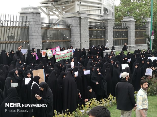 People convene in front of Parliament on FATF opposition 