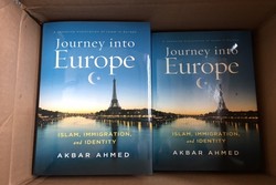 کتاب «سفر به اروپا: اسلام، مهاجرت و هویت» منتشر شد
