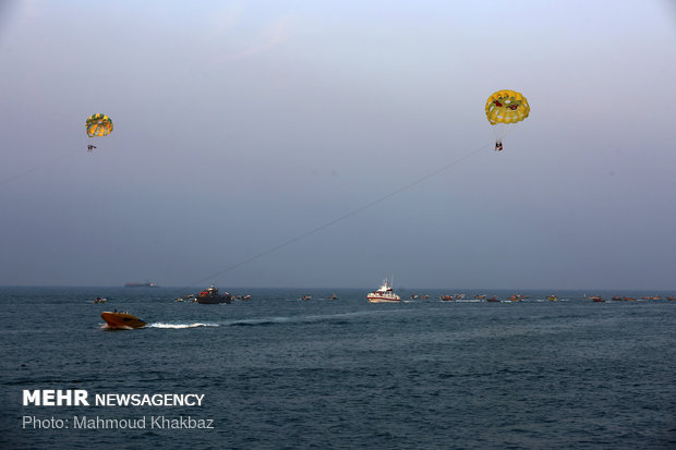 Border guards perform maritime maneuver on Kish Island