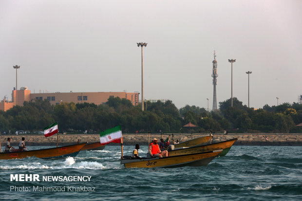 Border guards perform maritime maneuver on Kish Island